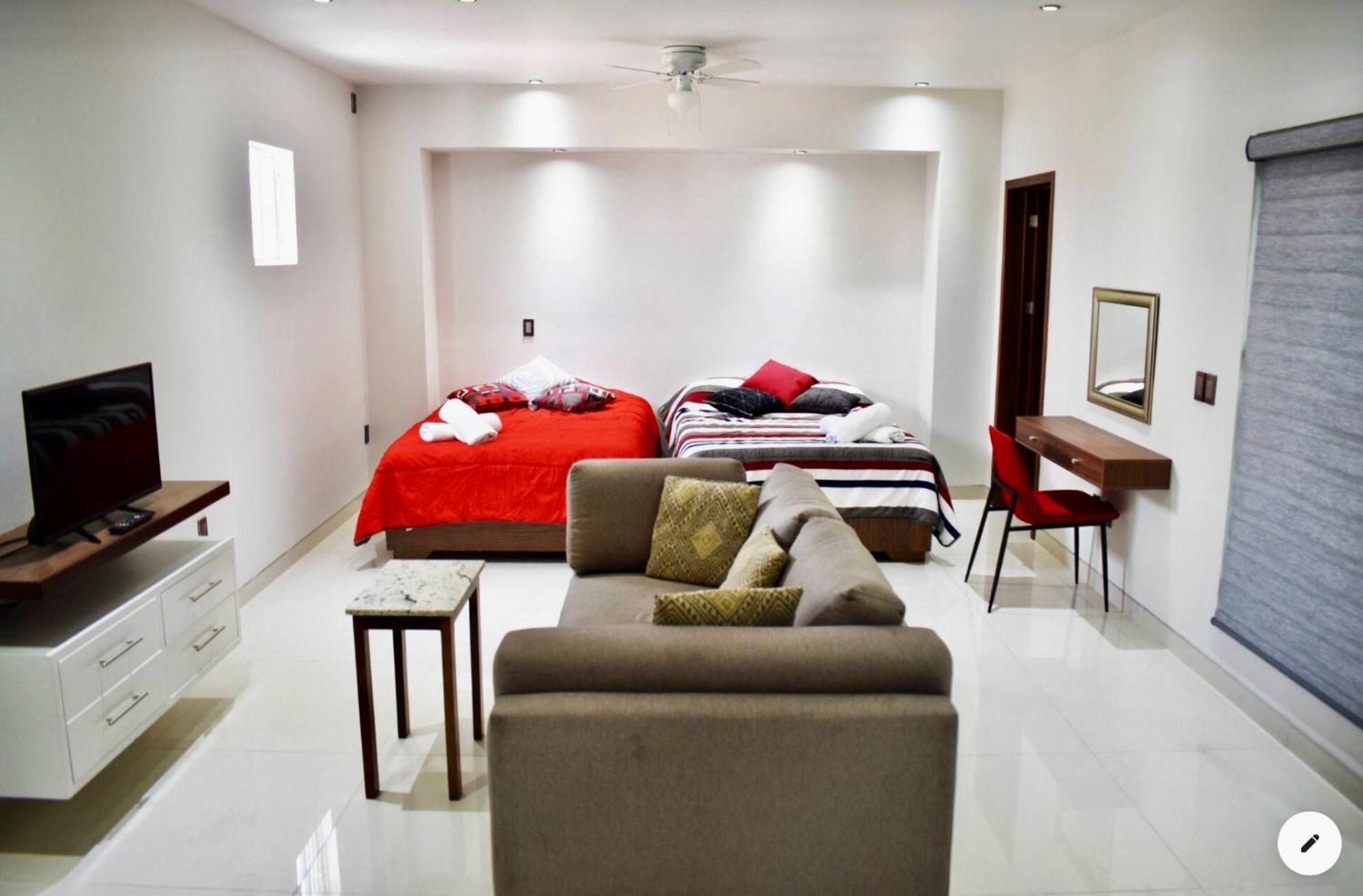 En El Centro 3 Hermoso Loft Familiar Ac Wifi 300 Mbps Aguascalientes Exterior photo